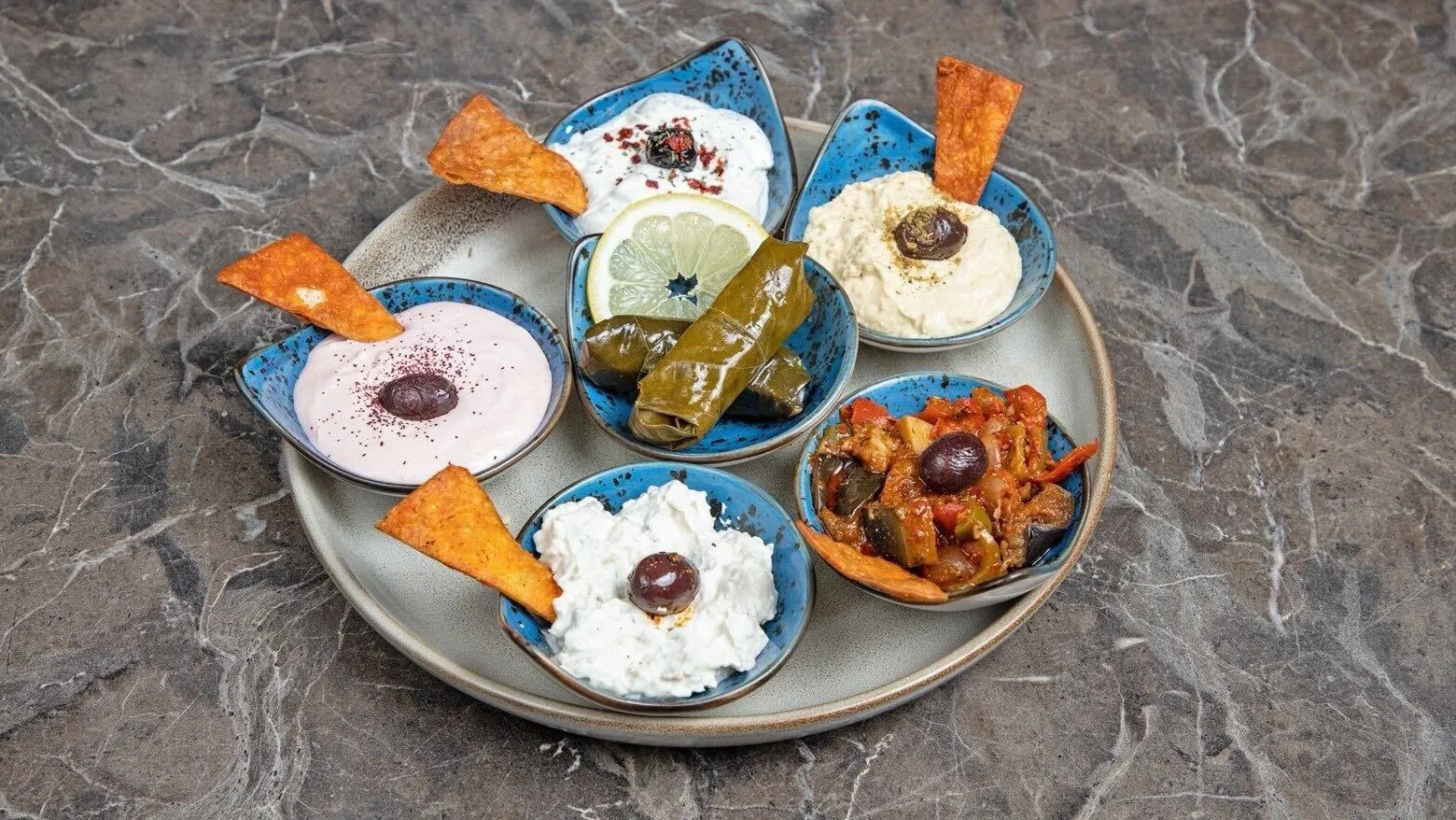 Right Gallery image 4